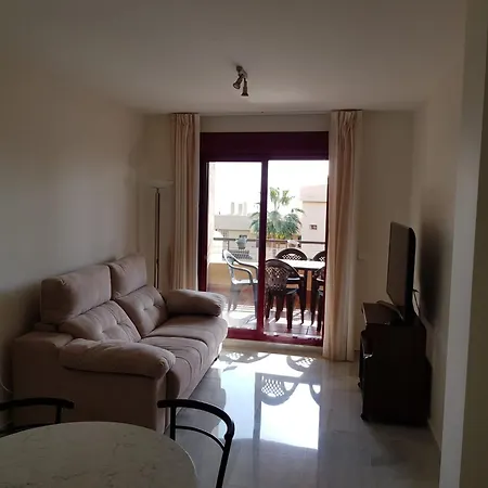 La Cala Live